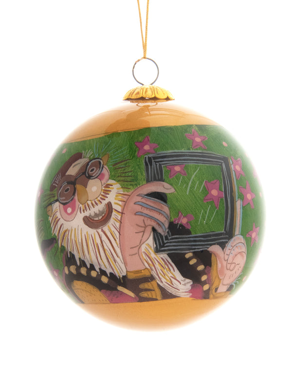 Handpainted Christmas Ball Ornament, Bjúgnakrækir - Gluggagægir